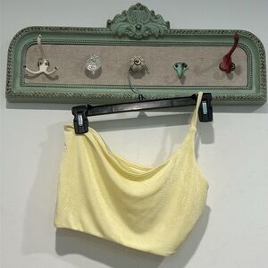 Dolls kill single shoulder stretchy crop top size large pastel Banana cream nwot